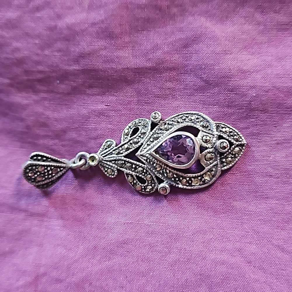 Vintage sterling silver retro marcasite 1.75" pendant with teardrop amethyst - Picture 3 of 8